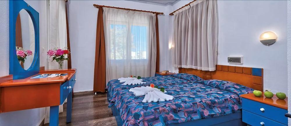 Stalós Hotel Koukouras מראה חיצוני תמונה