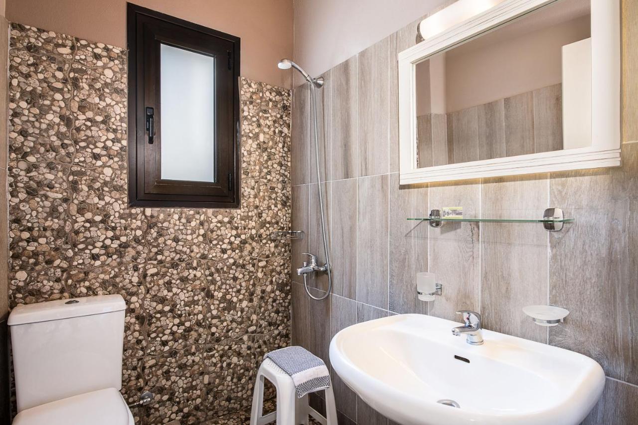 Stalós Hotel Koukouras מראה חיצוני תמונה