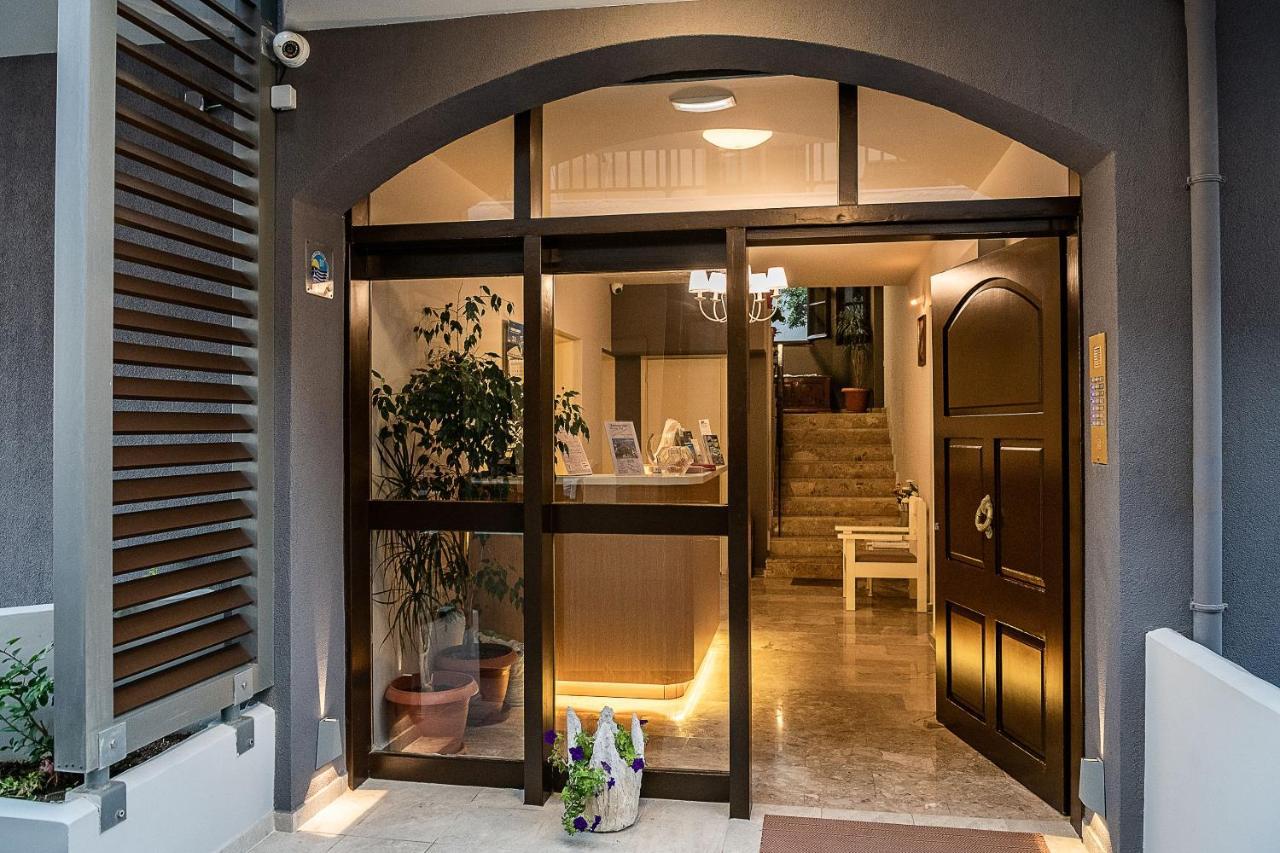 Stalós Hotel Koukouras מראה חיצוני תמונה
