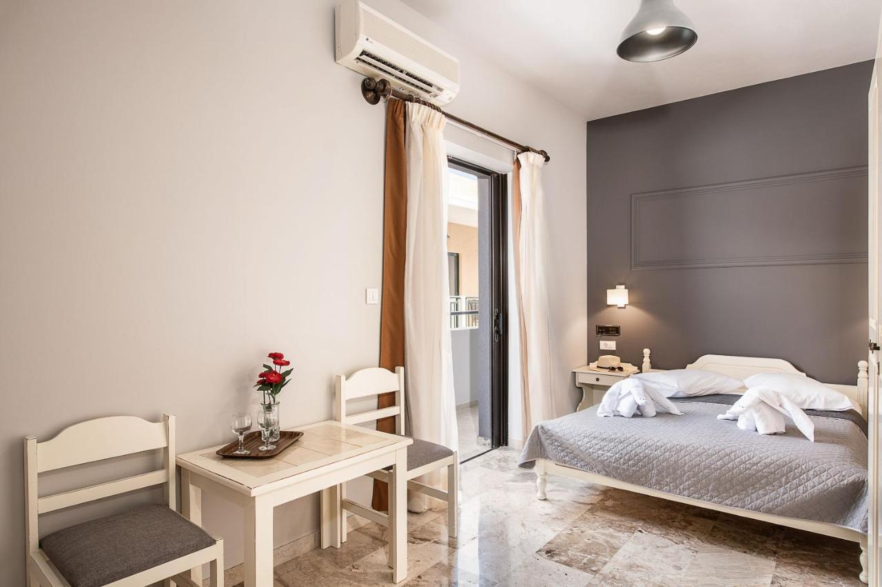 Stalós Hotel Koukouras מראה חיצוני תמונה