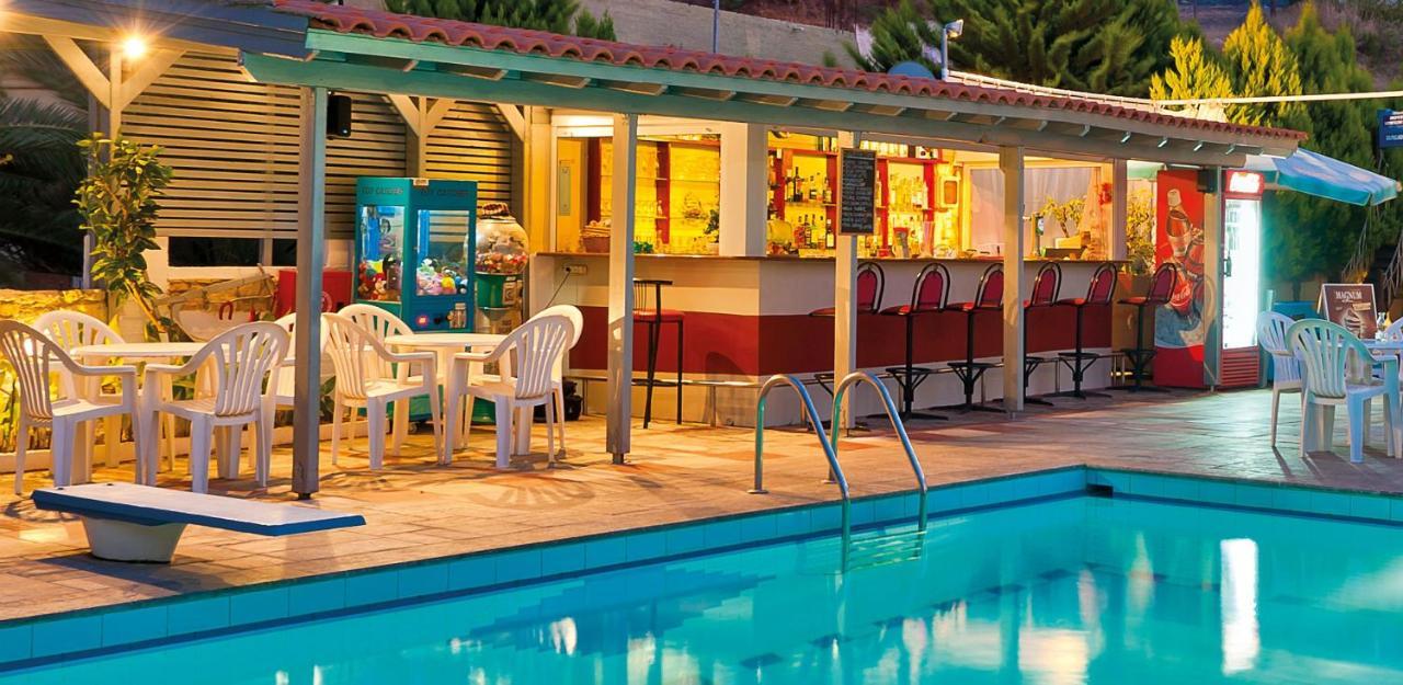 Stalós Hotel Koukouras מראה חיצוני תמונה