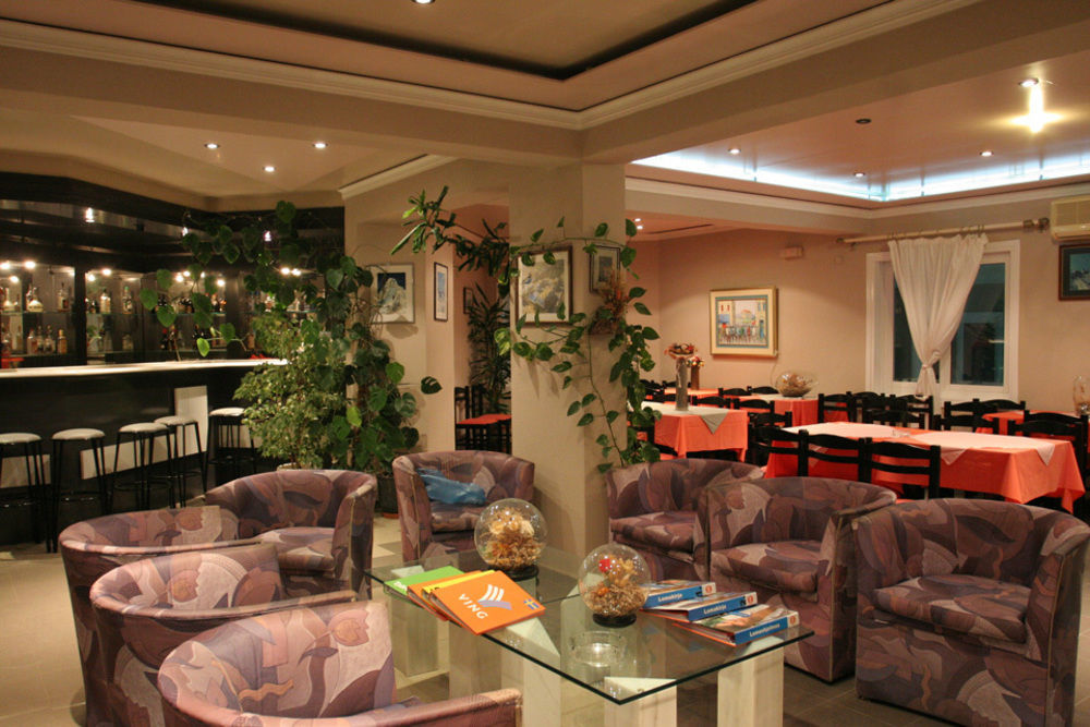 Stalós Hotel Koukouras מראה חיצוני תמונה