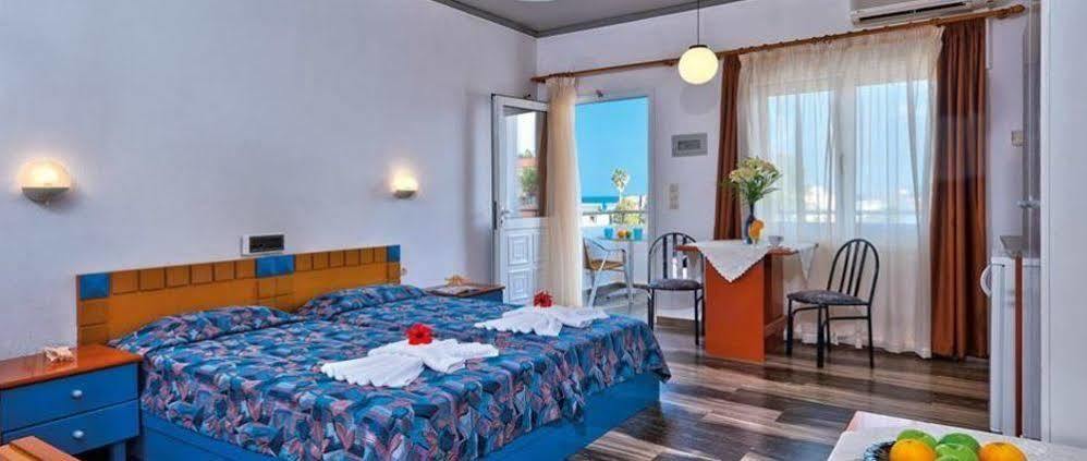 Stalós Hotel Koukouras מראה חיצוני תמונה